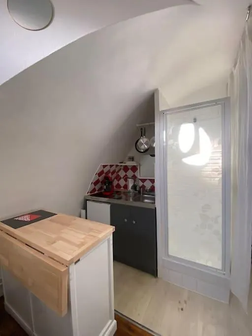 Cosy Et Sous Les Toits De 아파트